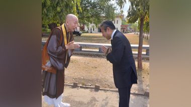 World News | Japanese Envoy Hiroshi Suzuki Visits Mahabodhi Temple in Bodh Gaya