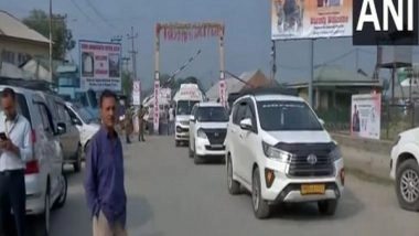 India News | Srinagar: Another Batch of Pilgrims Leave for Amarnath Yatra from Pathna Chowk Base Camp