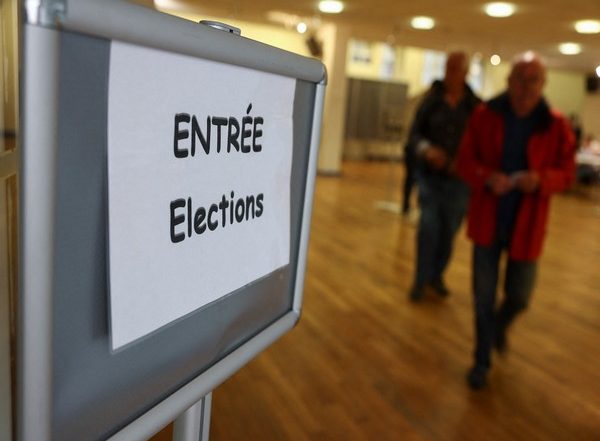 World News | France Votes in First Round of Snap Parliamentary Elections