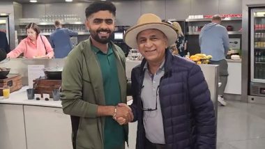 Babar Azam Meets Sunil Gavaskar As Pakistan Cricket Team Arrives in Dallas Ahead of ICC T20 World Cup 2024 (Watch Video)