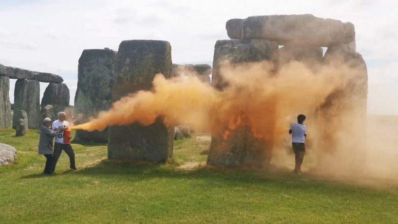 Just Stop Oil Protestors Vandalise Stonehenge With Orange Spray Paint in UK, Two Arrested; Videos Surface