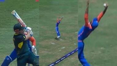 Axar Patel Catch Video: Indian Fielder Takes One-Handed Stunning Catch Near Boundary To Dismiss Mitchell Marsh During IND vs AUS T20 World Cup 2024 Super 8 Match