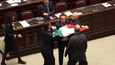 Brawl in Italy's Parliament: Ugly Fight Breaks Out After MP Leonardo Donno Tries To Tie Italian Flag Around Regional Affairs Minister Roberto Calderoli's Neck, Viral Video Surfaces