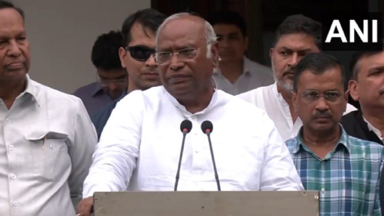 INDIA Bloc To Get Over 295 Seats in Lok Sabha Elections, Says Mallikarjun Kharge After Alliance Meeting (Watch Video)