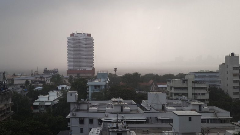 Mumbai Weather Forecast Today: IMD Predicts Cloudy Skies With Moderate to Heavy Rainfall in City on June 30, Check Live Weather Updates Here