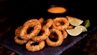 National Onion Rings Day 2024: Easy and Delicious Recipes To Make Crunchy Onion Rings at Home (Watch Videos)