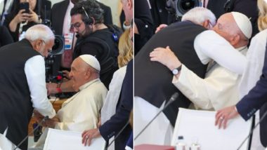 PM Narendra Modi Hugs Pope Francis at Outreach Session of G7 Summit in Italy, Invites Him to India (See Pics and Video)