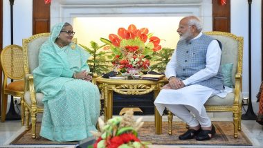 PM Narendra Modi Holds Bilateral Talks with Bangladeshi Counterpart Sheikh Hasina at Hyderabad House in Delhi (See Pics and Video)