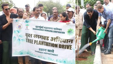 Akshay Kumar Promotes Environmental Sustainability in Mumbai With BMC Tree Planting (See Pics)