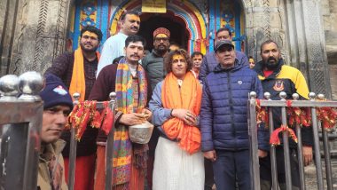 Sonu Nigam Seeks Blessings at Kedarnath Dham! Singer Receives Warm Welcome From Fans