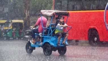 Delhi Rains: Heavy Rainfall Brings Relief From Humidity and Heat in National Capital (Watch Videos)