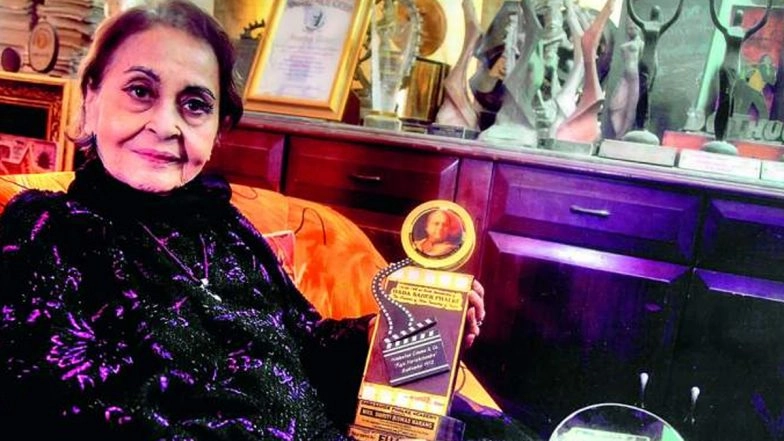 Smriti Biswas Dies at 100; Yesteryear Actress Was Known for Films Like 'Nek Dil', 'Aparajita' Among Others 