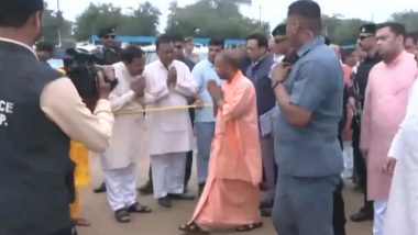 Hathras Stampede: Uttar Pradesh CM Yogi Adityanath Arrives in Hathras To Meet Those Injured in Satsang Stampede Incident (Watch Video)