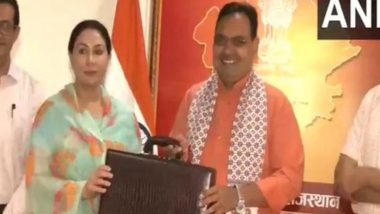 Rajasthan Budget 2024: State Finance Minister Diya Kumari Meets CM Bhajan Lal Sharma at His Residence in Jaipur Ahead of Budget Presentation (See Pics)