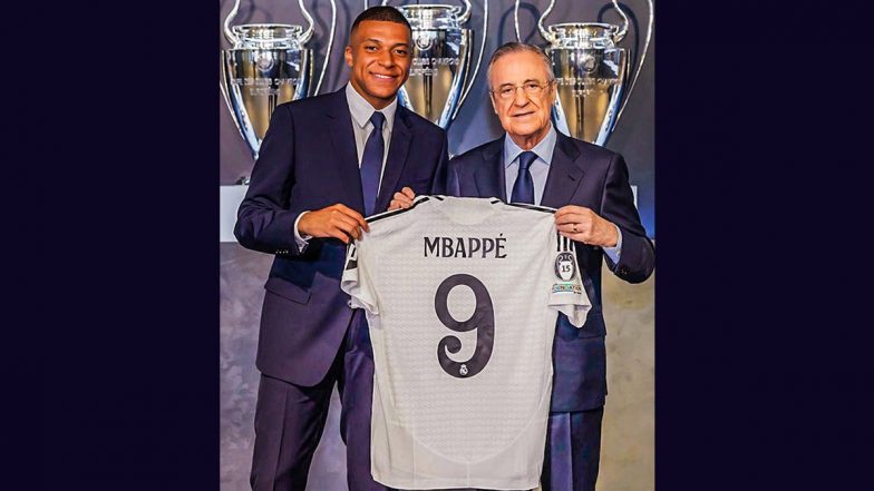 Kylian Mbappe Handed Real Madrid's No 9 Shirt By Los Blancos President Florentino Perez Ahead of Big Presentation Ceremony (Watch Video)