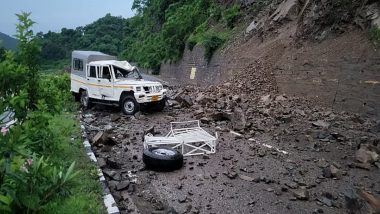 Himachal Pradesh Road Accident: 1 Dead, 3 Others Injured As Stone Falls From Hill on Bolero Near ‘I Love Himachal’ Park on National Highway 5