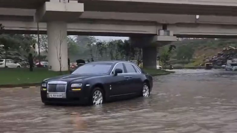 Rolls Royce Stuck in Delhi Rains: Luxury Car Seen Stranded on Flooded Street, Video Goes Viral