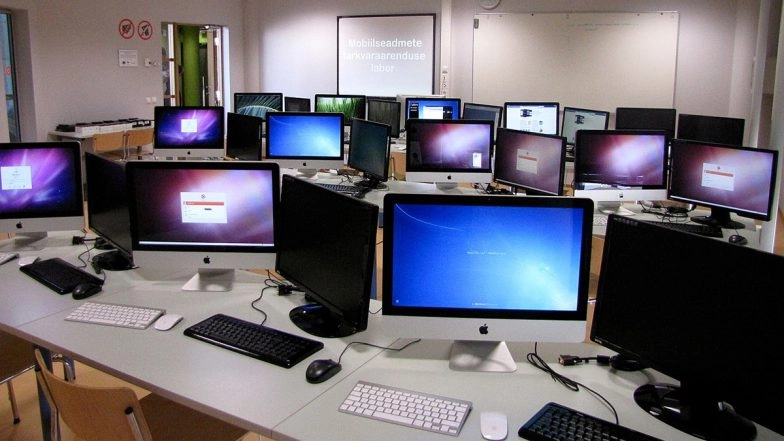 Karnataka 14-Hour Workday Proposal for IT Employees: What Does It Say? Why Are Techies Opposing It?