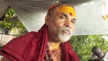 Bangladesh Unrest: Jyotirmath Shankaracharya Swami Avimukteshwaranand Saraswati Urges Bangladeshi Army To Ensure Safety of Hindus in Country (Watch Video)