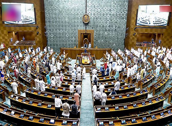 India News | Lok Sabha Adjourned to Meet Again at 11 Am on Tuesday