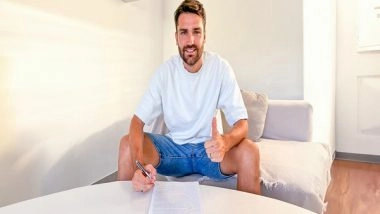 Sports News | ISL: Spanish Midfielder Jon Toral Signs for Mumbai City on Two-year Contract