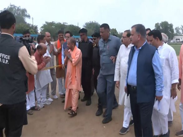 India News | UP CM Yogi Arrives in Hathras to Meet Victims of Stampede ...