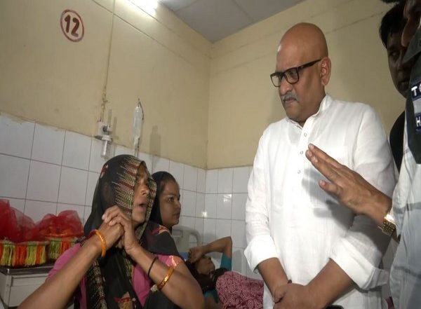 India News | UP Congress Chief Ajay Rai Meets Victims of Hathras Stampede Incident