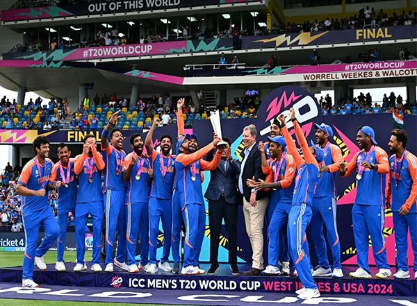 Sports News | Maharashtra Legislative Council Passes Resolution to Congratulate India for T20 WC Glory