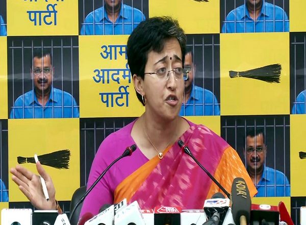 India News | AAP Minister Atishi Writes to Delhi Chief Secretary to Withdraw Mass Transfer Orders of Govt School Teachers