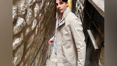 Business News | Social Media and Fan Craze; How Actors Suffer the Side Effects of Fame