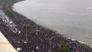 Sports News | Sea of Fans at Marine Drive to Welcome Team India as It Reaches Mumbai After World Cup Triumph