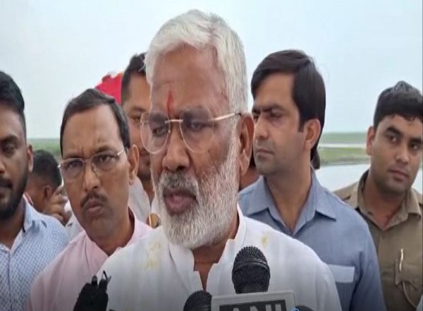 India News | UP Minister Swatantra Dev Singh Reviews Flood Preparedness in Badaun After Heavy Rainfall