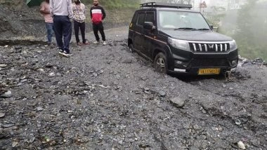 India News | Uttarakhand: Badrinath National Highway Blocked Due to Falling Debris