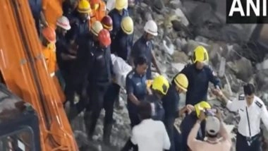 India News | Gujarat: One Dead, Several Others Trapped in Debris as Multi-storeyed Building Collapses in Surat