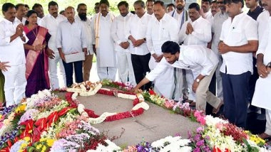 India News | Jagan Mohan Reddy, YS Sharmila Pay Tribute to YS Rajasekhara Reddy on His Birth Anniversary