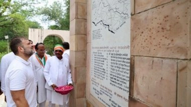 India News | Rahul Gandhi Pays Tribute at Shaheed Smarak Park in Raebareli