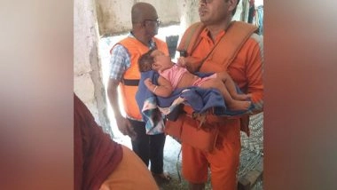 India News | IAF Airlifts 7 People Stranded in Pilibhit Floods