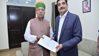 India News | General Counsels Seek Recognition as Advocates, Body Meets Union Law Minister with Demand