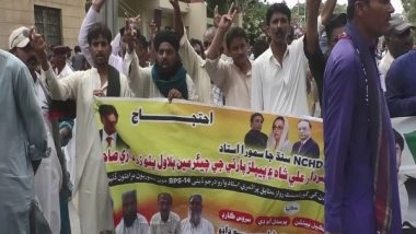 World News | Pakistan: Teachers Protest in Sindh Demanding Permanent Positions