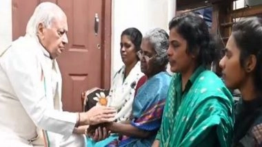 India News | Kerala Governor Meets Family of Sanitation Worker Who Died After Falling into Canal