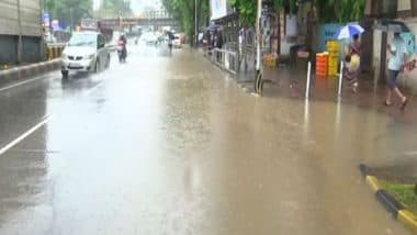 India News | Maharashtra: Mumbai Experiences Heavy Spells of Rain; Several Parts of City Waterlogged