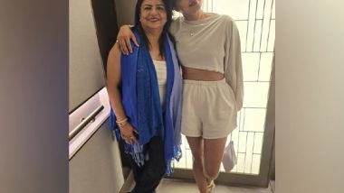 Entertainment News | Priyanka Chopra Enjoys Home-cooked Meal by Mom Madhu Chopra