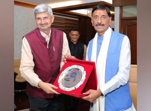 India News | Raksha Rajya Mantri Sanjay Seth Reviews DRDO's Advanced Tech Collaborations in AI, Robotics, and Cybersecurity