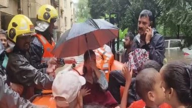 India News | Pune Rains: Fire Brigade Rescues 70 People Stranded in Floodwaters as Part of Rescue and Relief Ops