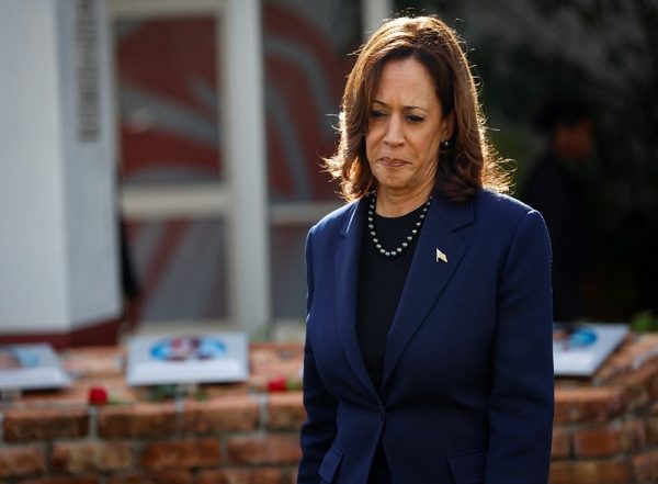World News | US: Kamala Harris Condemns US Flag Burning During Netanyahu's Address to Congress