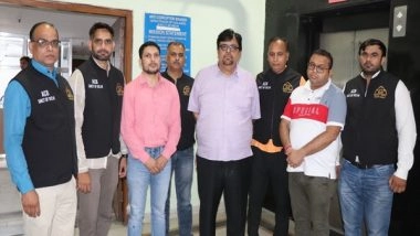 India News | Delhi: Ex-PWD Officer, Private Firm Owners Arrested over Irregularities in Govt Hospitals