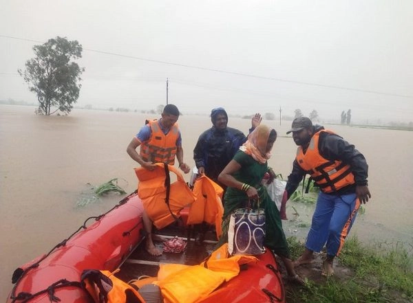India News | Kolhapur Floods: Over 5,800 People Relocated, 54 Roads Closed Amid Rising Water Levels
