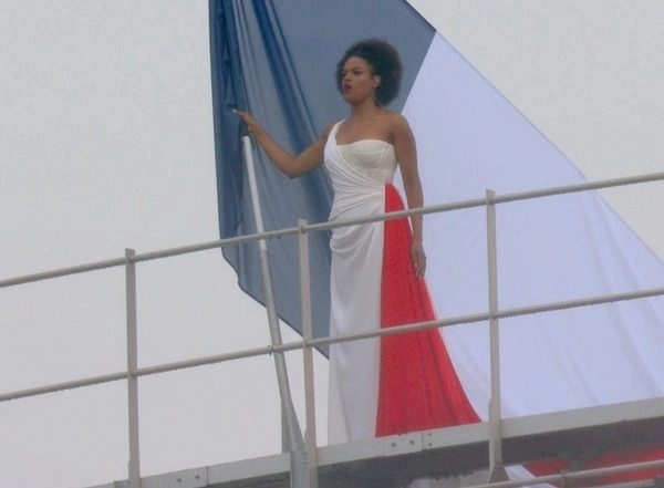 Entertainment News | Paris Olympics Opening Ceremony: French Mezzo-soprano Axelle Saint-Cirel Performs La Marseillaise