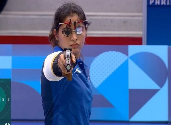 Sports News | Sachin Tendulkar Congratulates Manu Bhaker for Winning Bronze Medal at Paris Olympics