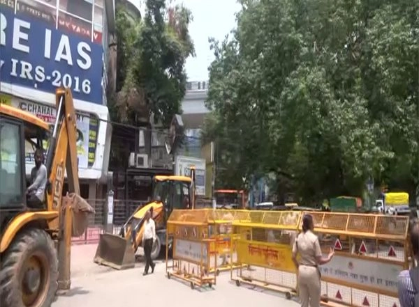 India News | Coaching Centre Flooding: MCD Terminates Executive Engineer, Suspends Asst Engineer of Karol Bagh Zone